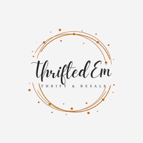 Meet your Posher, Emily - Picture 1 of 1